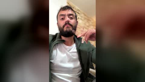 Snapshot of sebastian_ferreira chatting on 01/16/26, 04:33 sebastian_ferreira online show from 01/16/26, 04:33