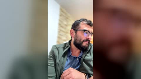 Snapshot of sebastian_ferreira chatting on 02/23/26, 03:31 sebastian_ferreira online show from 02/23/26, 03:31