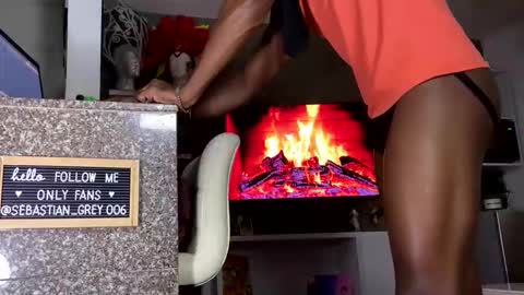 SEBASTIAN GREY online show from 02/02/26, 12:48