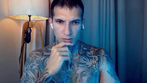 Sebastian online show from 11/04/25, 01:05