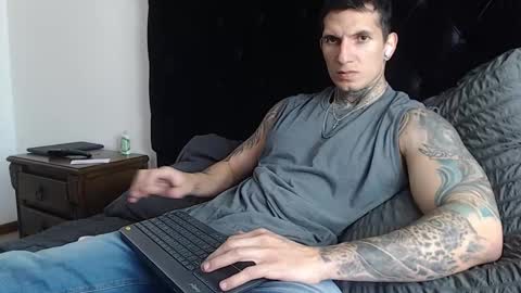 Sebastian online show from 01/05/26, 06:11