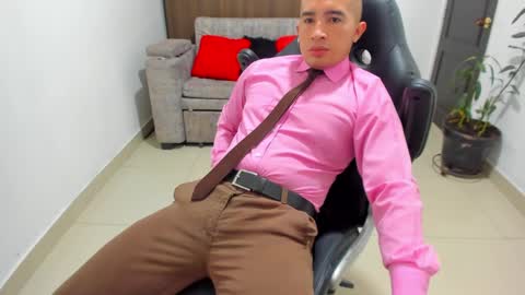 Snapshot of sebastian_oconnor77 chatting on 01/25/25, 06:46 juan sebastian online show from 01/25/25, 06:46