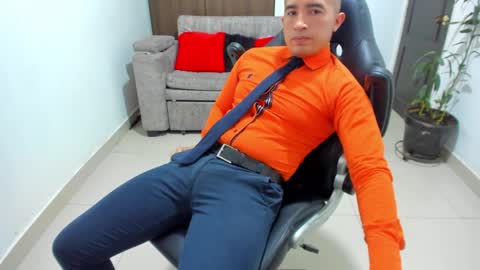 Snapshot of sebastian_oconnor77 chatting on 01/27/25, 06:20 juan sebastian online show from 01/27/25, 06:20