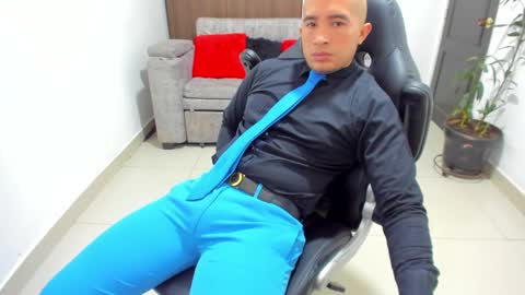 Snapshot of sebastian_oconnor77 chatting on 01/28/25, 03:14 juan sebastian online show from 01/28/25, 03:14