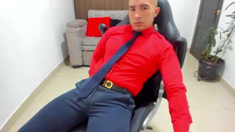 Snapshot of sebastian_oconnor77 chatting on 01/30/25, 03:08 juan sebastian online show from 01/30/25, 03:08