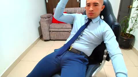 Snapshot of sebastian_oconnor77 chatting on 02/01/25, 03:18 juan sebastian online show from 02/01/25, 03:18