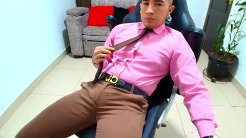 Snapshot of sebastian_oconnor77 chatting on 02/07/25, 06:24 juan sebastian online show from 02/07/25, 06:24