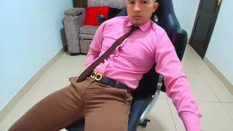 Snapshot of sebastian_oconnor77 chatting on 02/09/25, 03:12 juan sebastian online show from 02/09/25, 03:12