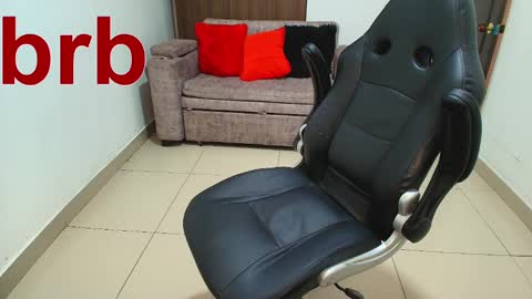 Snapshot of sebastian_oconnor77 chatting on 02/17/25, 04:15 juan sebastian online show from 02/17/25, 04:15