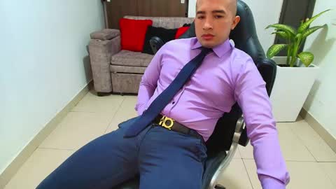 Snapshot of sebastian_oconnor77 chatting on 02/24/25, 04:36 juan sebastian online show from 02/24/25, 04:36