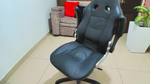 Snapshot of sebastian_oconnor77 chatting on 02/26/25, 03:30 juan sebastian online show from 02/26/25, 03:30