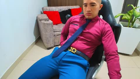 Snapshot of sebastian_oconnor77 chatting on 03/03/25, 12:37 juan sebastian online show from 03/03/25, 12:37