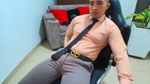 Snapshot of sebastian_oconnor77 chatting on 03/04/25, 03:15 juan sebastian online show from 03/04/25, 03:15