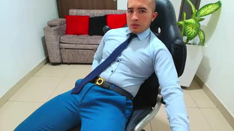 Snapshot of sebastian_oconnor77 chatting on 03/08/25, 06:58 juan sebastian online show from 03/08/25, 06:58