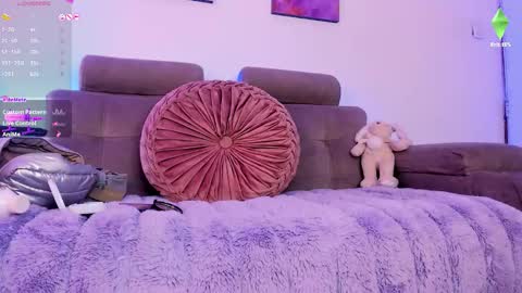     .  INDEPENDENT MODEL online show from 03/28/26, 02:16