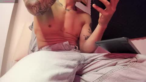 Lucian Sinclair online show from 02/09/26, 03:54