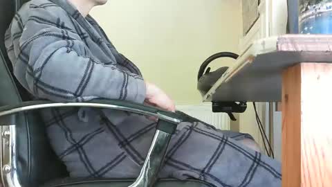 sebastianspalding450 online show from 04/13/26, 09:04