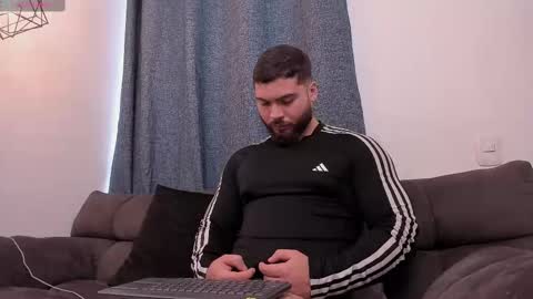 Instagram jeanpaulfit  online show from 09/30/25, 09:42