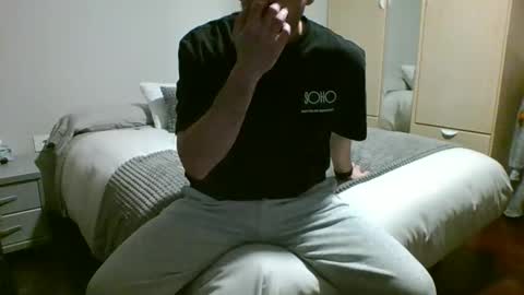 Snapshot of sebastien_2 chatting on 01/07/26, 05:59 Sebastien online show from 01/07/26, 05:59