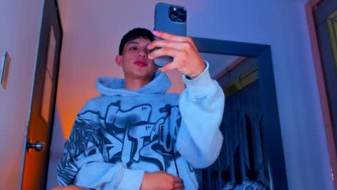 Sebastian online show from 04/02/26, 04:10