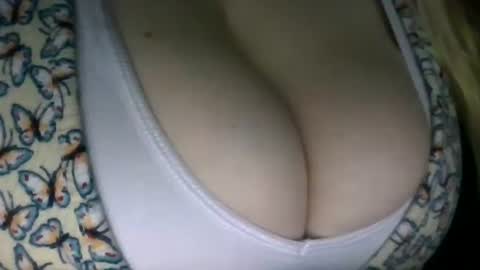 Snapshot of secret18slaveanon chatting on 02/25/26, 06:39 Sunny online show from 02/25/26, 06:39