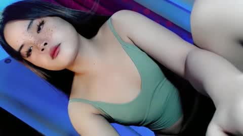 kwen online show from 12/18/25, 06:03