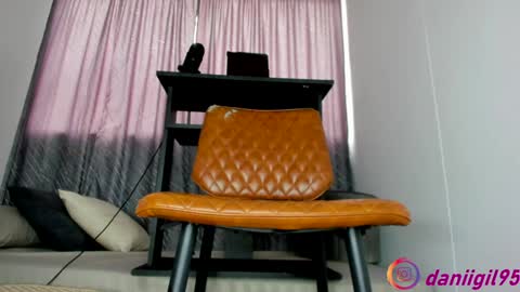 Daniela  online show from 02/08/25, 03:10