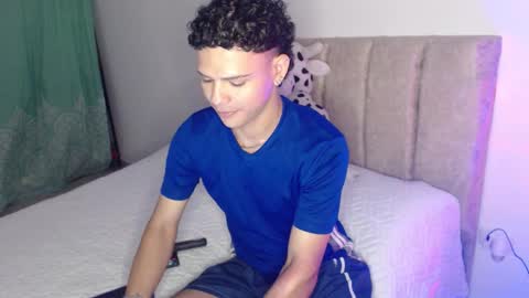 Snapshot of secret_justin chatting on 11/27/25, 03:30 JUSTIN online show from 11/27/25, 03:30