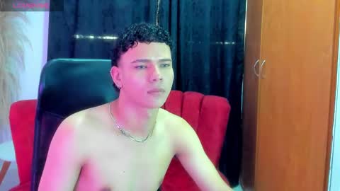 Snapshot of secret_justin chatting on 11/27/25, 03:36 JUSTIN online show from 11/27/25, 03:36