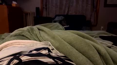 Snapshot of secretagent17 chatting on 04/14/26, 05:57 secretagent17 online show from 04/14/26, 05:57