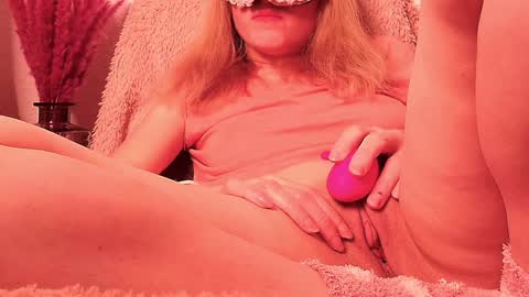 Snapshot of secretanni chatting on 12/30/24, 10:55 Anni online show from 12/30/24, 10:55