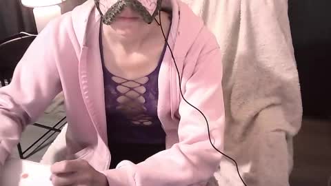 Snapshot of secretanni chatting on 04/20/26, 08:54 Anni online show from 04/20/26, 08:54