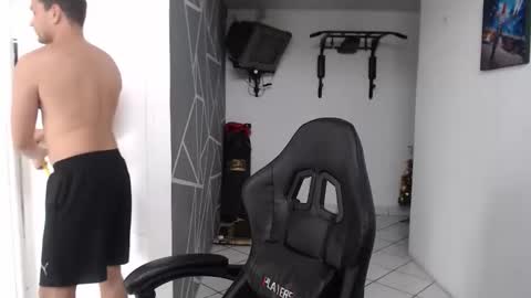 Snapshot of secretboy5000 chatting on 01/05/26, 05:27 Jex online show from 01/05/26, 05:27