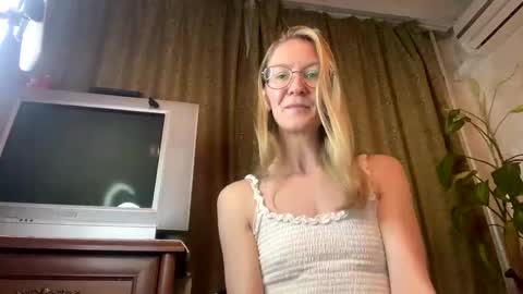 Snapshot of secretcandy222 chatting on 01/12/25, 09:08 secretcandy222 online show from 01/12/25, 09:08