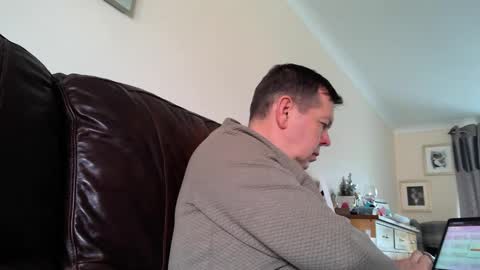 Snapshot of secretfun69uk chatting on 03/11/25, 10:40 BJ online show from 03/11/25, 10:40