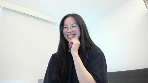 Angela online show from 05/09/26, 02:28