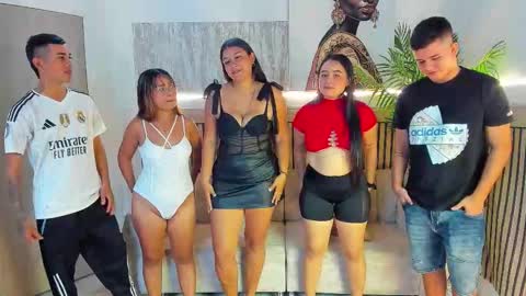 Snapshot of secrethause71605 chatting on 12/15/25, 01:59 NIKOL online show from 12/15/25, 01:59