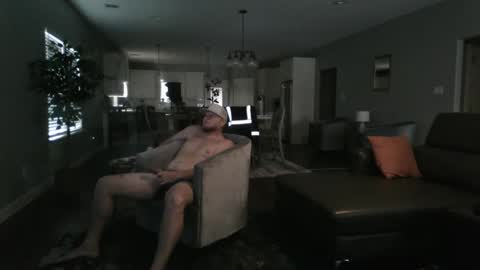 Snapshot of secretlyseductive9399 chatting on 12/07/24, 06:48 secretlyseductive9399 online show from 12/07/24, 06:48