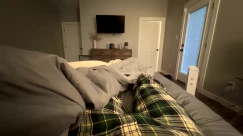 Snapshot of secretlyseductive9399 chatting on 01/30/25, 03:08 secretlyseductive9399 online show from 01/30/25, 03:08