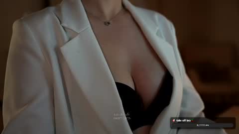 Eliz online show from 07/09/26, 08:35