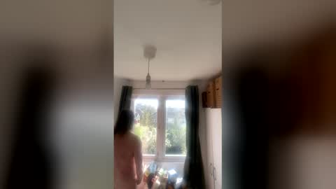 sedaliasens online show from 04/05/26, 02:14