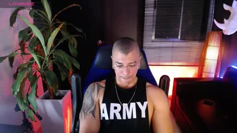 Snapshot of seddy_ chatting on 12/15/24, 08:30 sed online show from 12/15/24, 08:30