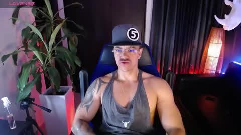 Snapshot of seddy_ chatting on 12/20/24, 10:49 sed online show from 12/20/24, 10:49