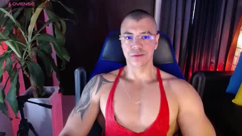 Snapshot of seddy_ chatting on 12/25/24, 11:43 sed online show from 12/25/24, 11:43