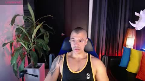 Snapshot of seddy_ chatting on 12/31/24, 08:37 sed online show from 12/31/24, 08:37