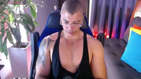 Snapshot of seddy_ chatting on 01/16/25, 02:30 sed online show from 01/16/25, 02:30
