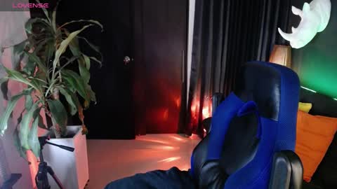 Snapshot of seddy_ chatting on 01/30/25, 09:36 sed online show from 01/30/25, 09:36