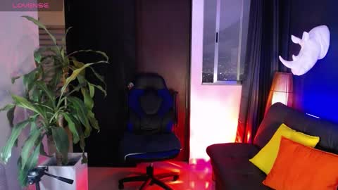 Snapshot of seddy_ chatting on 02/04/25, 11:27 sed online show from 02/04/25, 11:27