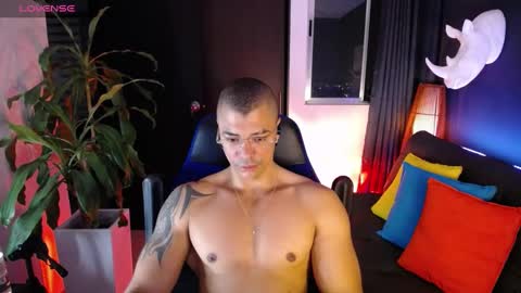 Snapshot of seddy_ chatting on 02/25/25, 08:58 sed online show from 02/25/25, 08:58