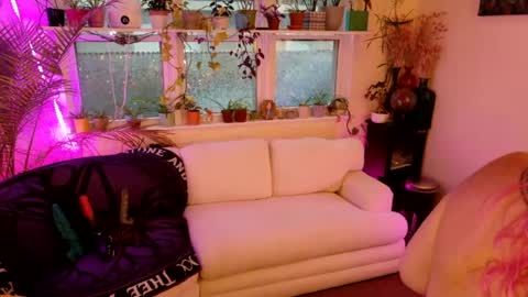 sedeussa online show from 06/18/26, 02:34